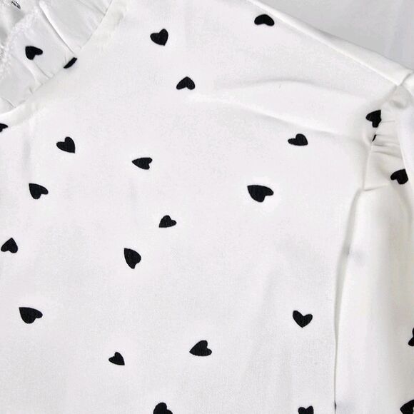 White Ruffle Mock Neck Long Sleeve Blouse Black Heart Print Women’s Size M - Picture 5 of 11